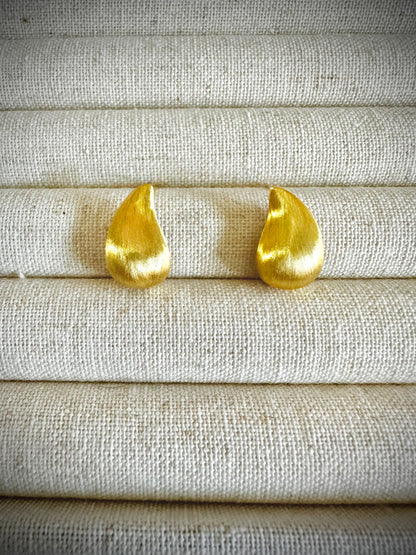 “Water drop” Brushed Earrings (18K Gold Plated)