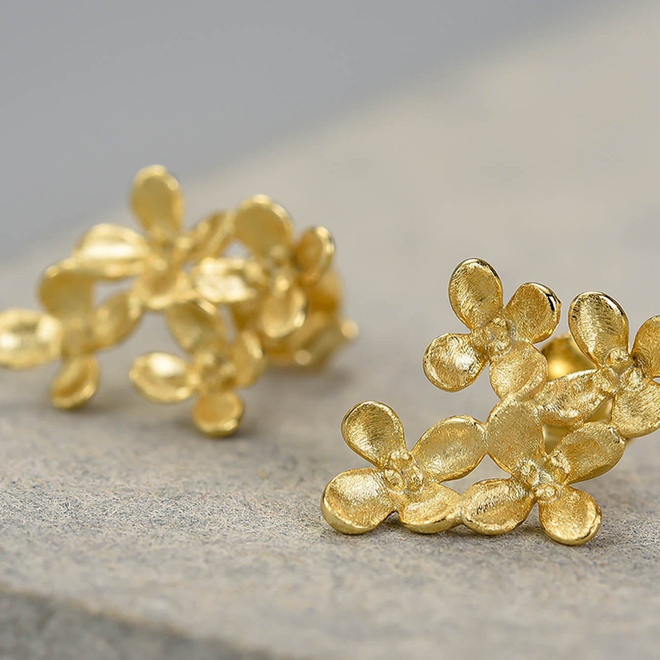 "Floral Waterfall" Earrings (Gold)