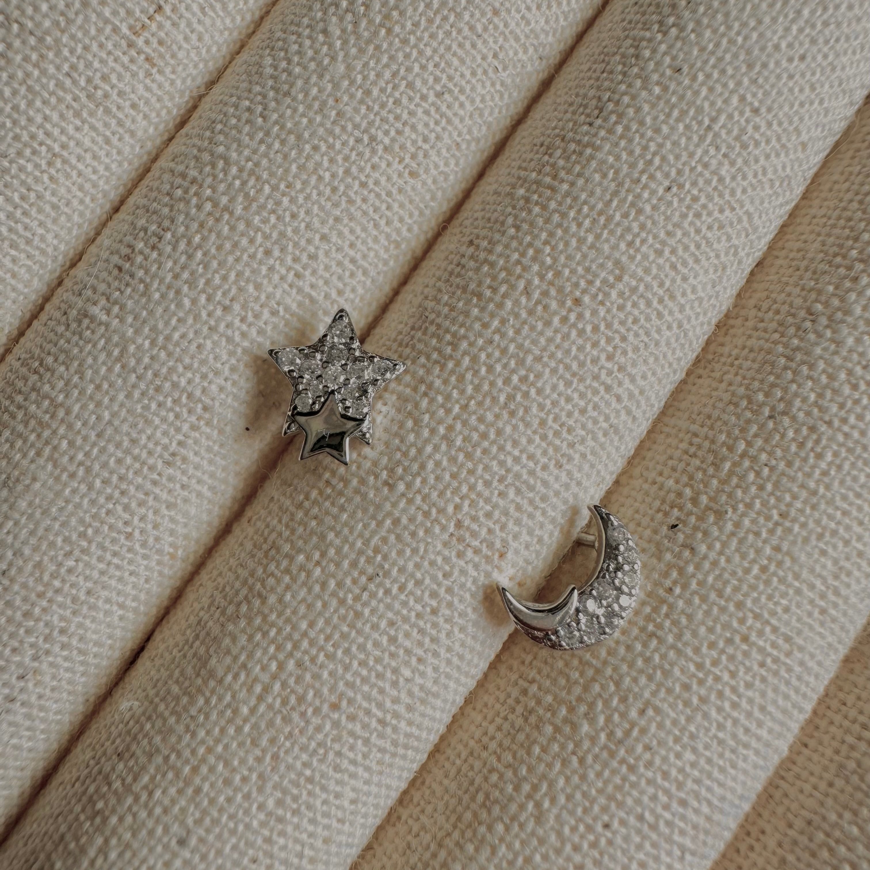 “Starry Skies” Stud Earrings (Rhodium)