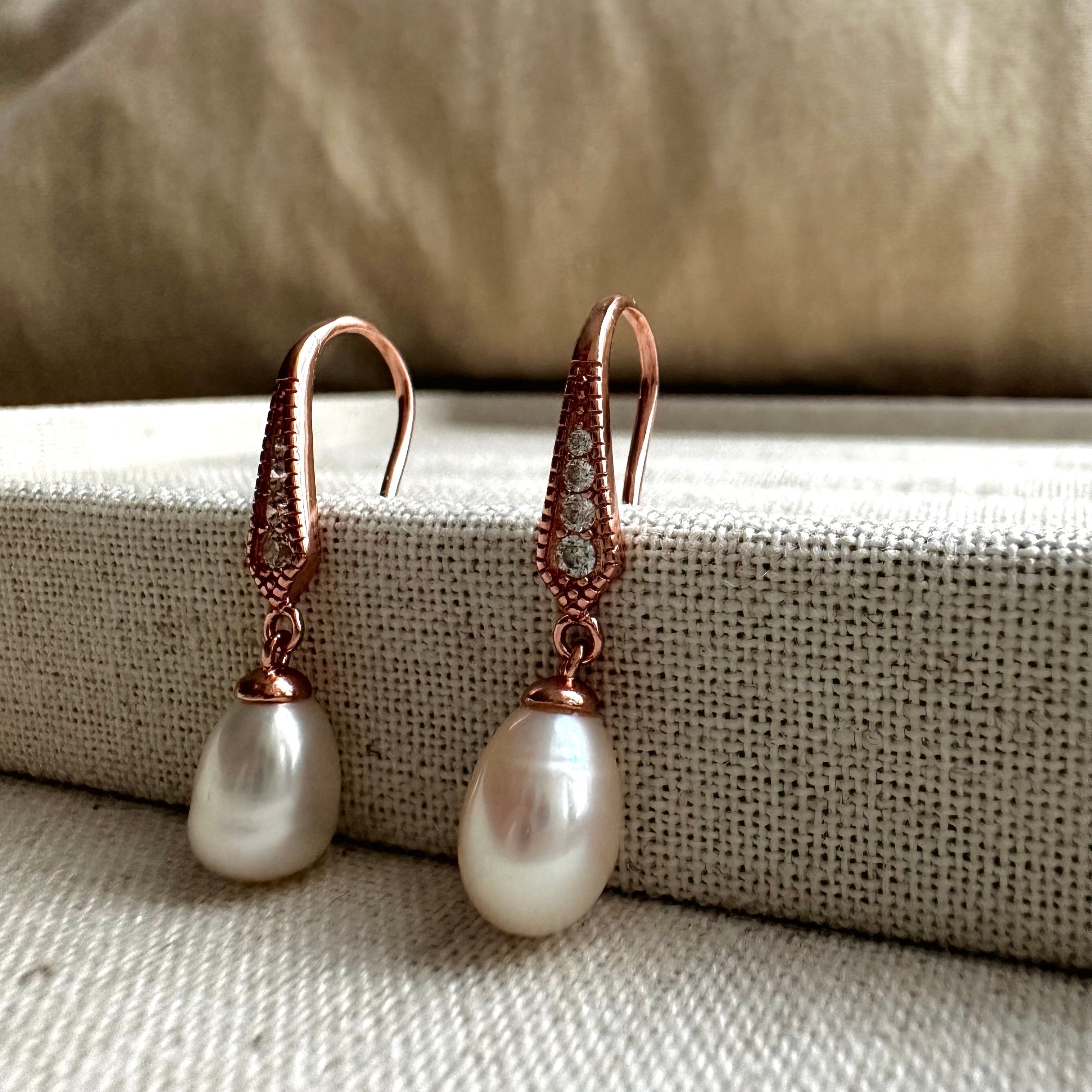 “Cassia” Pearl Drop Earrings (Rose Gold)