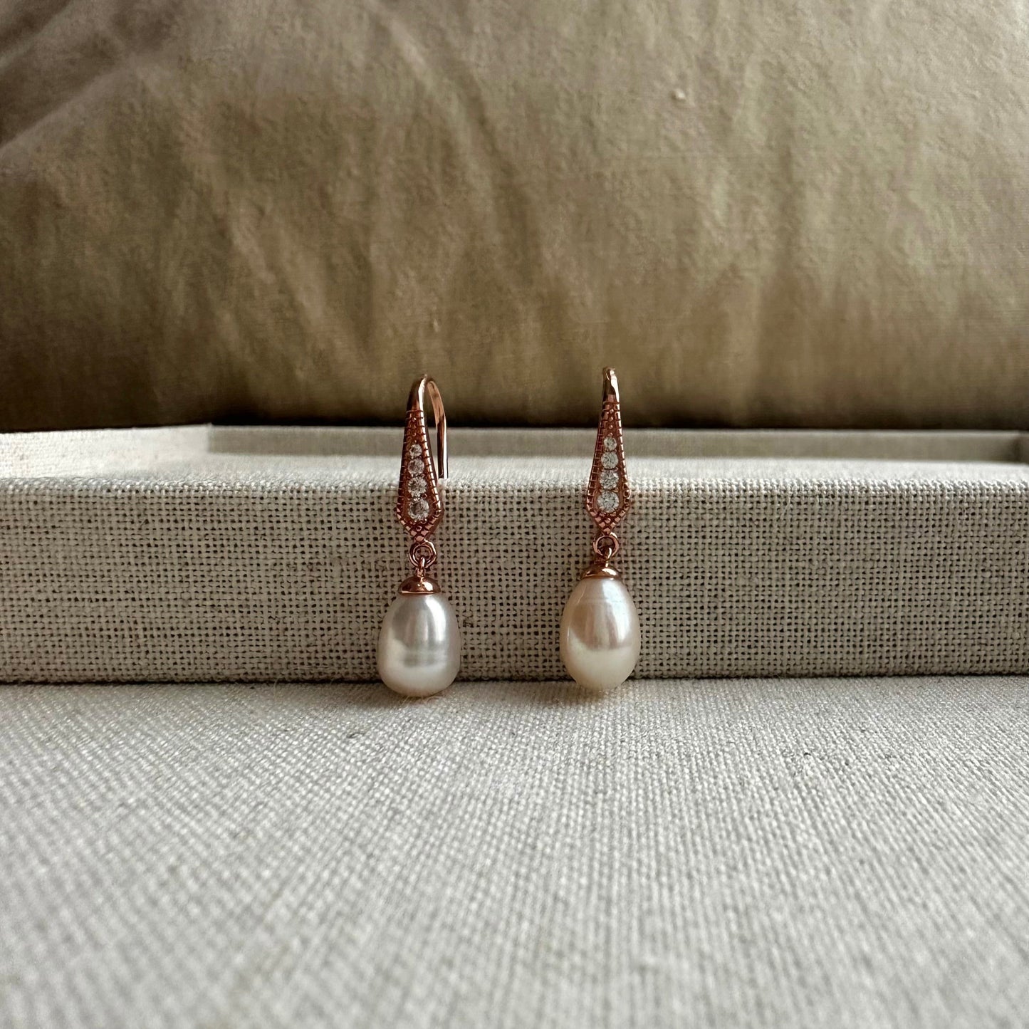 “Cassia” Pearl Drop Earrings (Rose Gold)