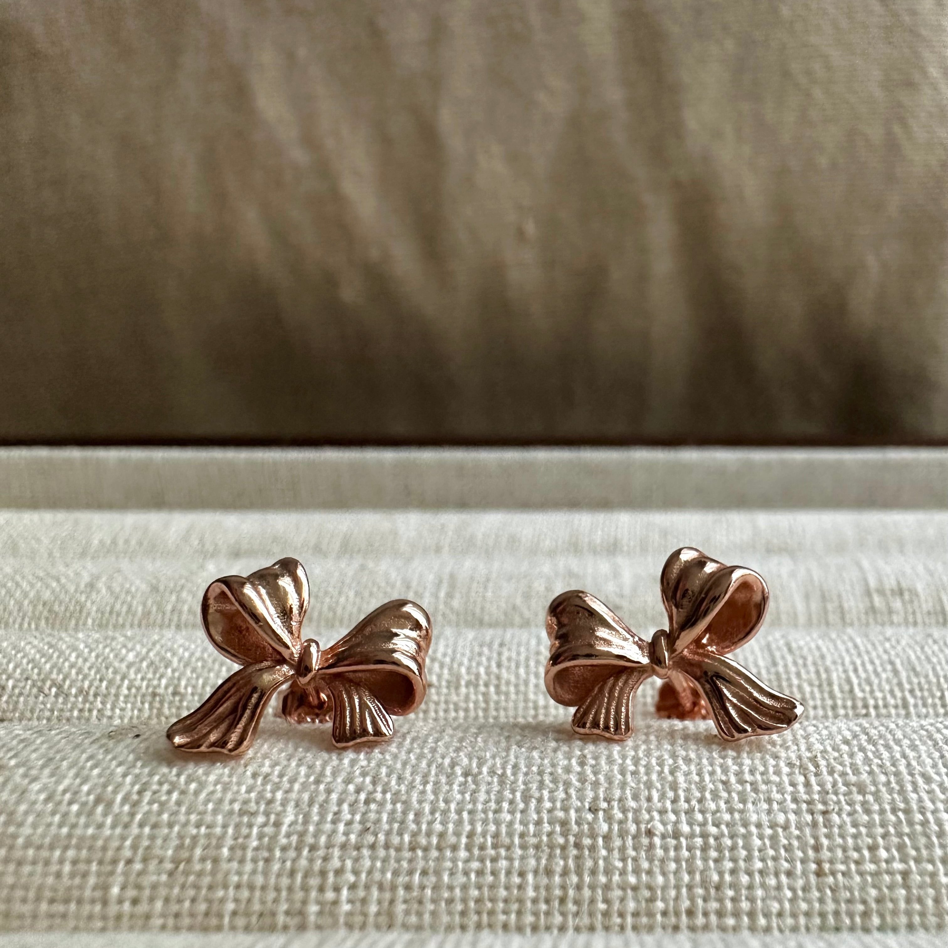 “Bow” Stud Earrings (Rose Gold)