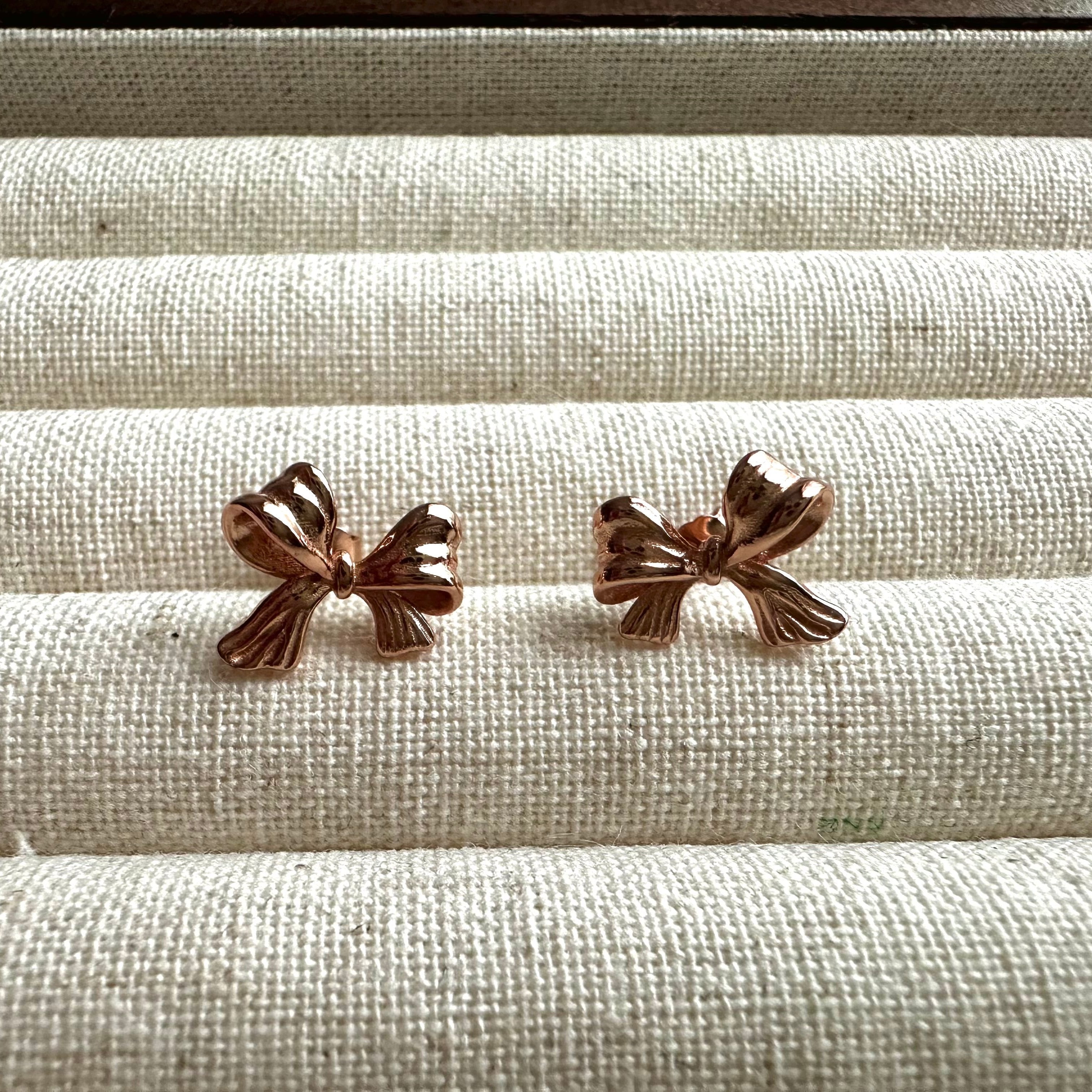 “Bow” Stud Earrings (Rose Gold)