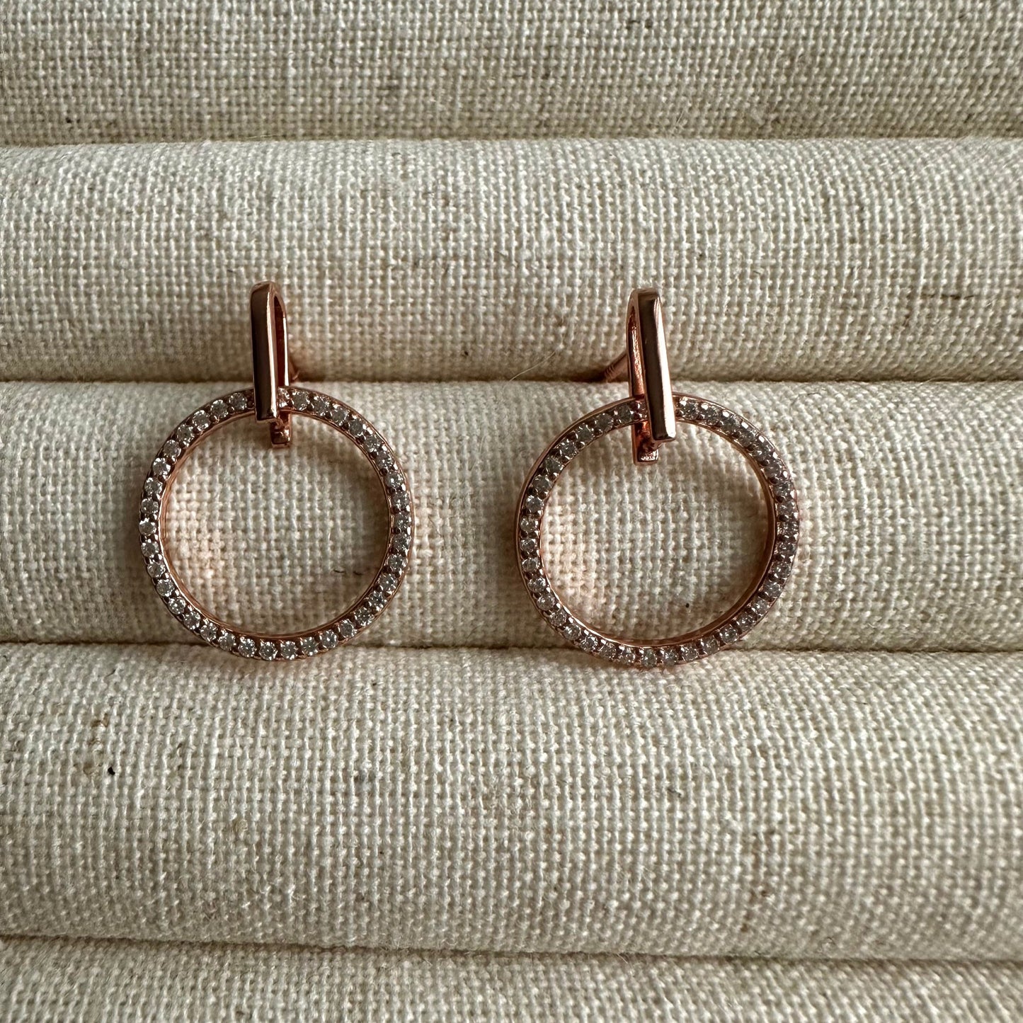 “Thyme Circle” Drop Earrings (Rose Gold)