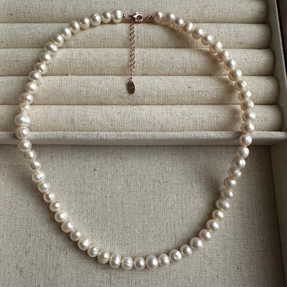 “Jasmin” Pearl Necklace (Rose Gold)