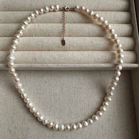 “Jasmin” Pearl Necklace (Rose Gold)