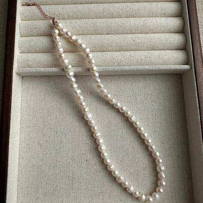 “Jasmin” Pearl Necklace (Rose Gold)