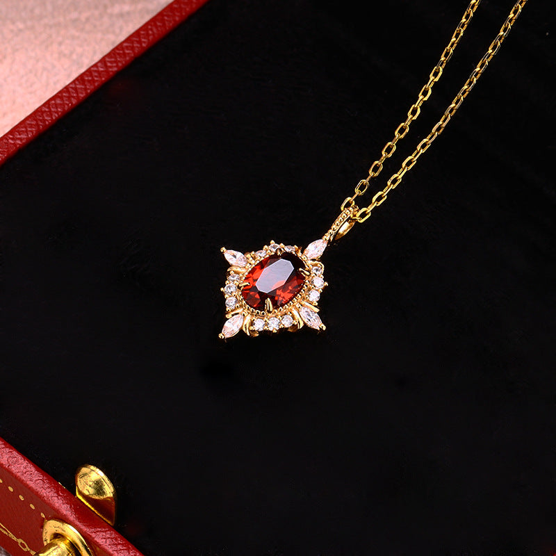 “Rosie” Necklace (Rose Gold)